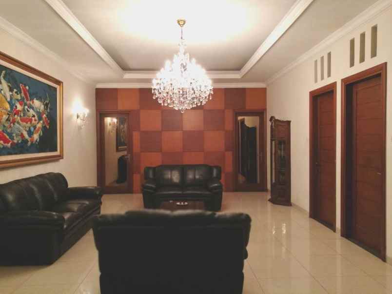 rumah lubang buaya jakarta timur