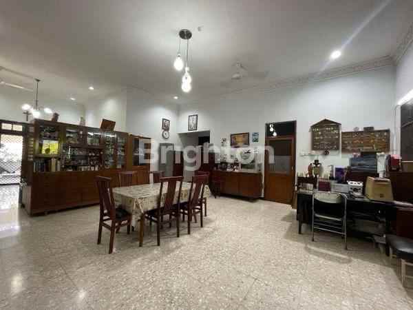 rumah manyar kartika surabaya timur lt 375m2