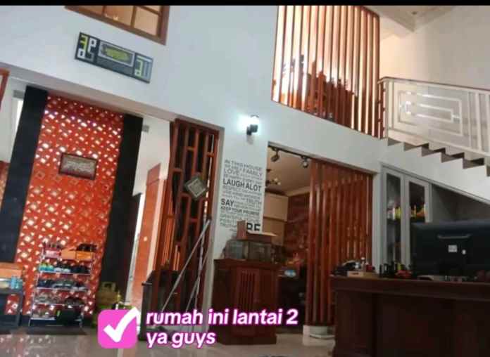 rumah mewah 2 lantai siap huni di probolinggo