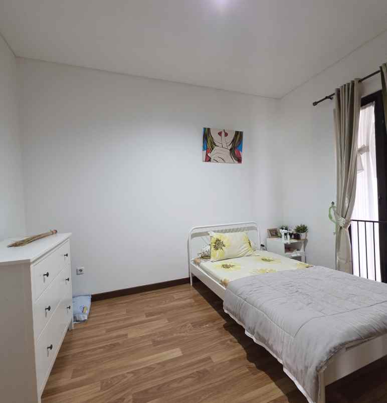 rumah mewah cluster asia tropis harapan indah bekasi