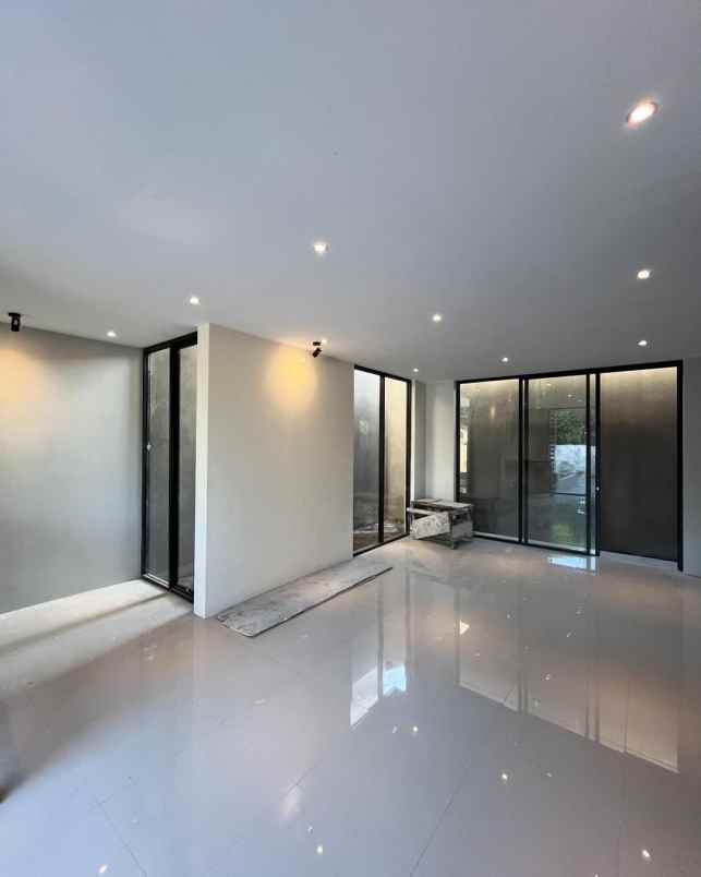 rumah mewah di depok sleman