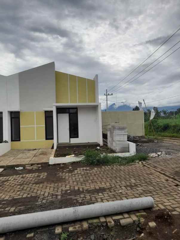 rumah minimalis 1 lantai dekat kota wisata batu