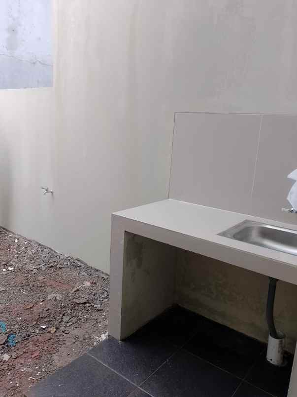 rumah minimalis modern siap huni dekat cibubur