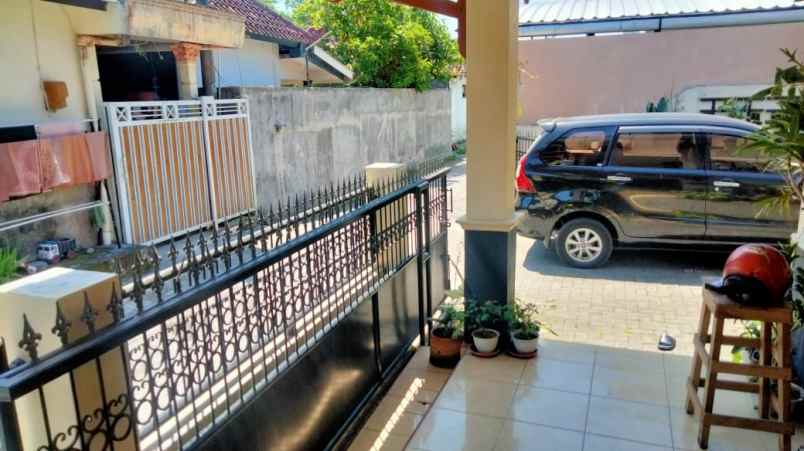 rumah nyaman asri di sleman dekat sd model