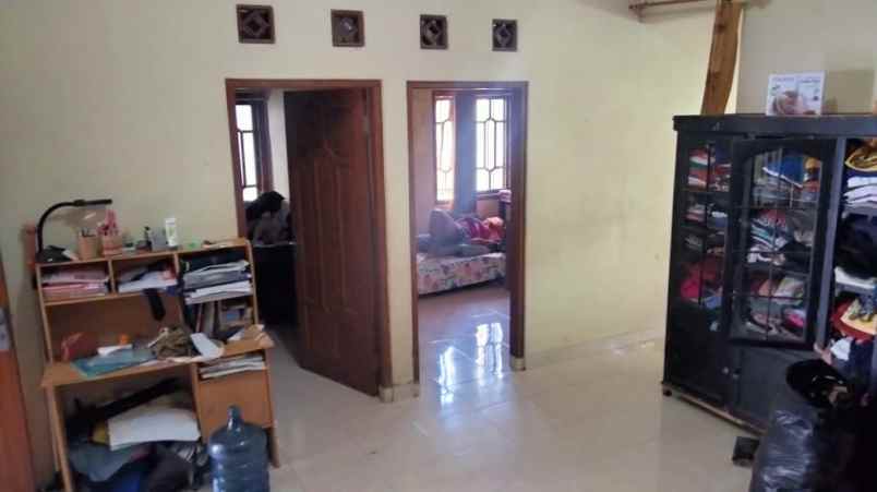 rumah nyaman asri di sleman dekat sd model