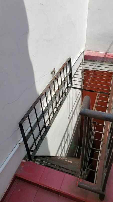 rumah pelepah kelapa gading