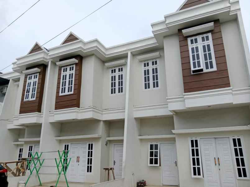 rumah ready 2 lantai dekat tol amplas dijual murah