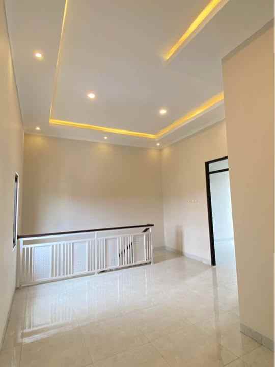 rumah ready dua lantai di pedurungan semarang