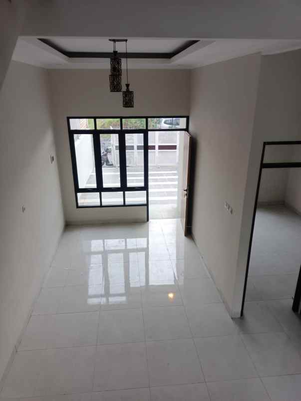 rumah ready dua lantai di pedurungan semarang