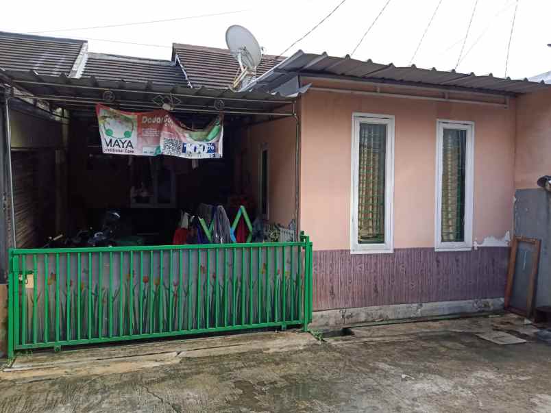 rumah second dalam cluster di grogol depok