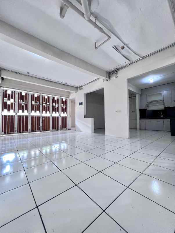 rumah second di cilandak tb simatupang jaksel