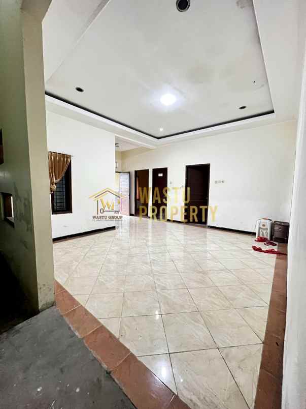 rumah second free renovasi lokasi dekat samsat sleman