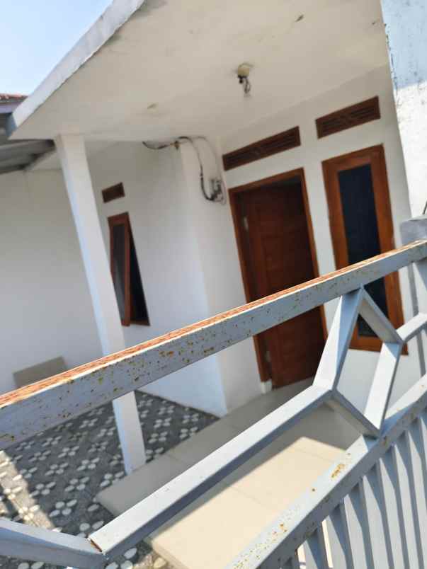 rumah second fullspek 250 jt nego bebas banjir