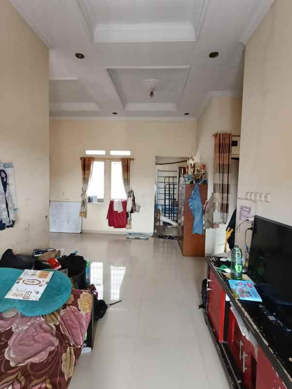 rumah second lokasi strategis di tanjung barat jaksel