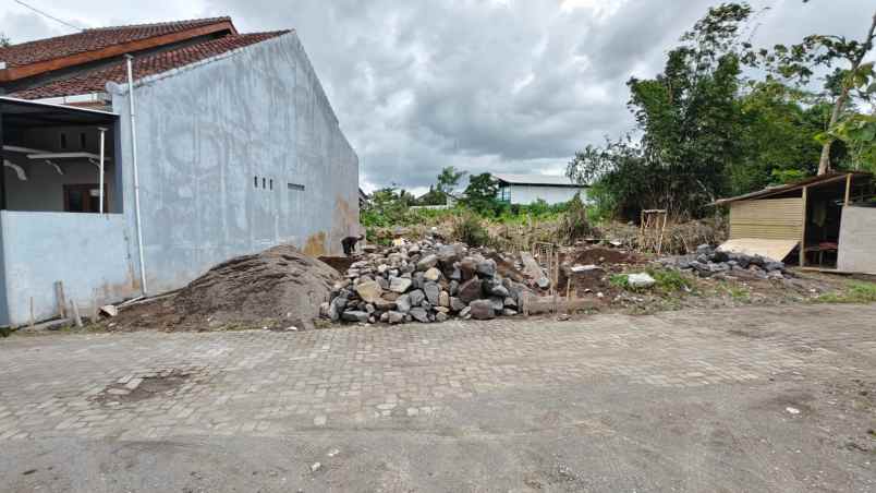 rumah siap bangun dekat sleman city hall mall