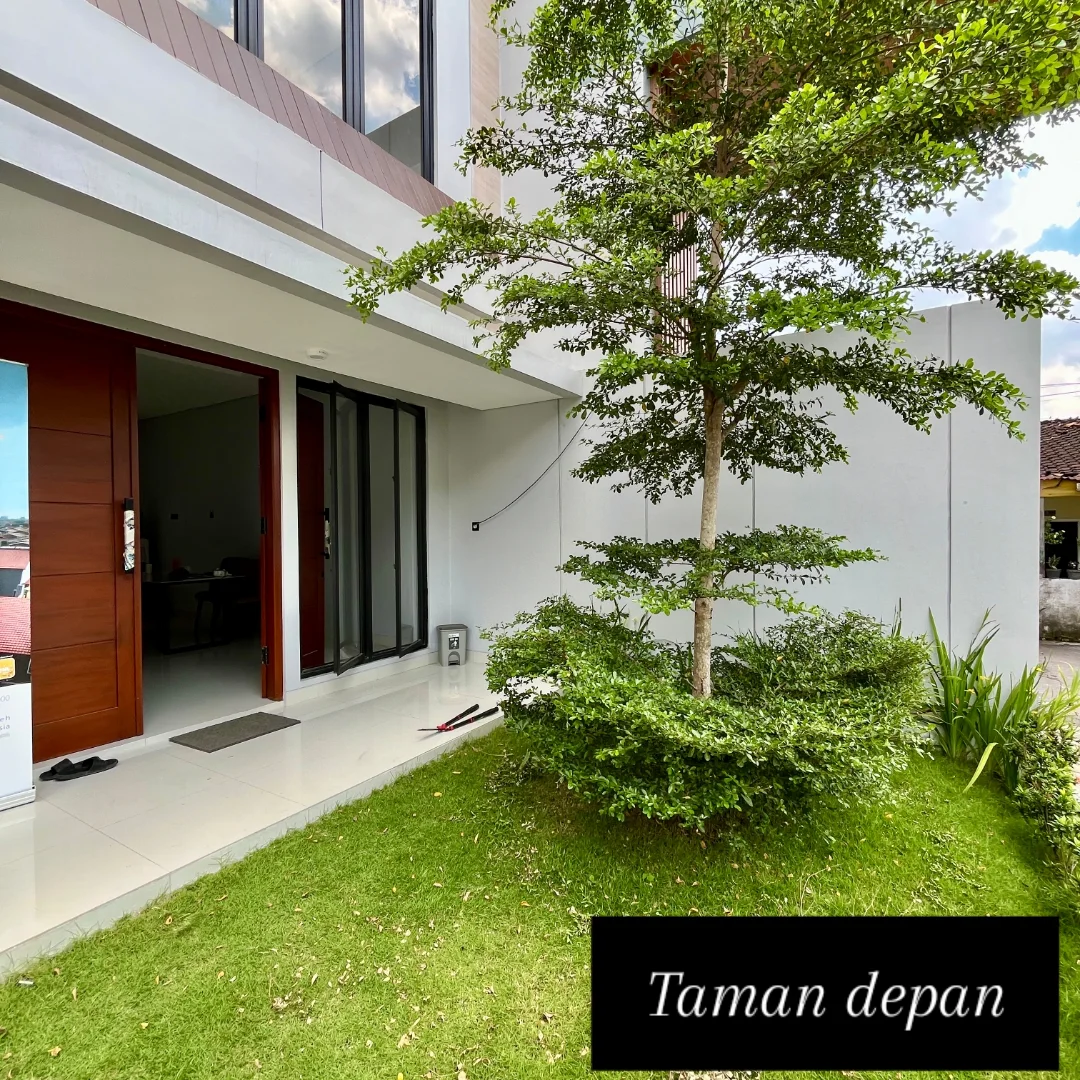 rumah siap huni 2 lantai di jl kaliurang km 7