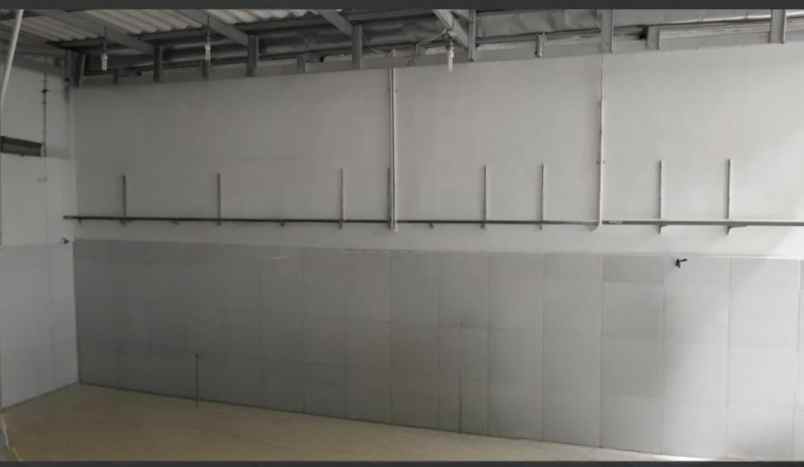 rumah siap huni baru direnov di surabaya barat
