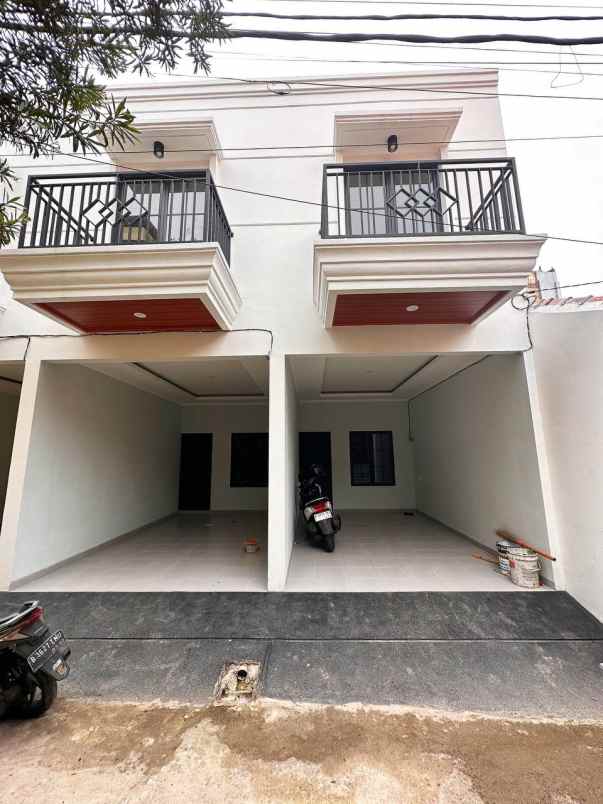 rumah siap huni dekat pasar ciracas jakarta timur