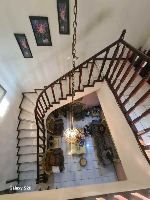 rumah siap huni masuk komplek area pos pengumben ray