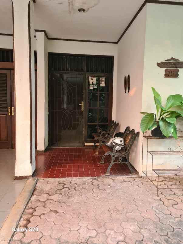 rumah siap huni masuk komplek area pos pengumben ray