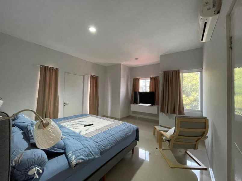 rumah sunter graha pratama jak ut