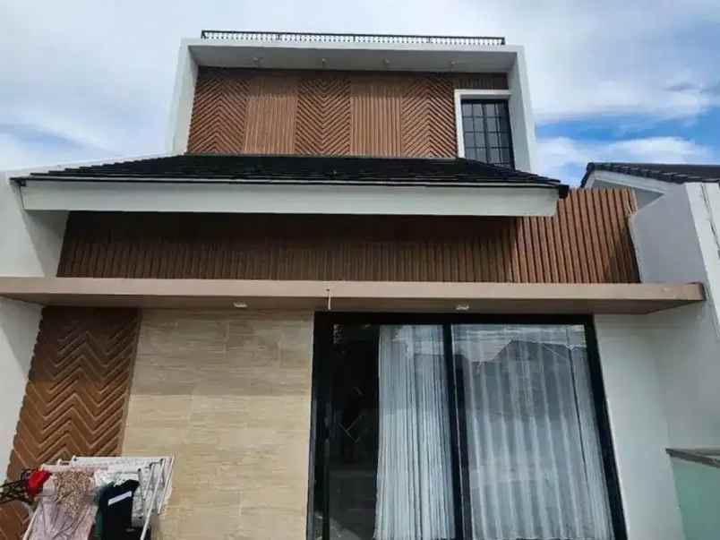 rumah super mewah harga terjangkau di harapan indah