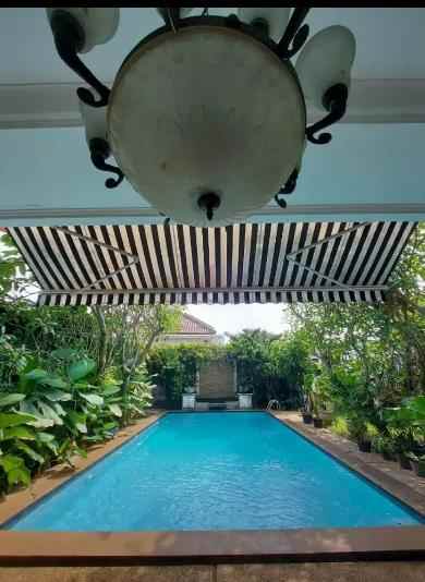 rumah taman cilandak