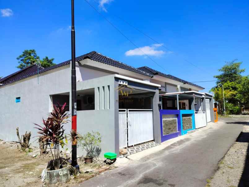 rumah type besar murah posisi hook di kalasan