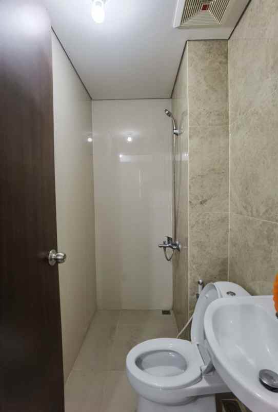 sewa 3br transpark cibubur semi furnished include ipl