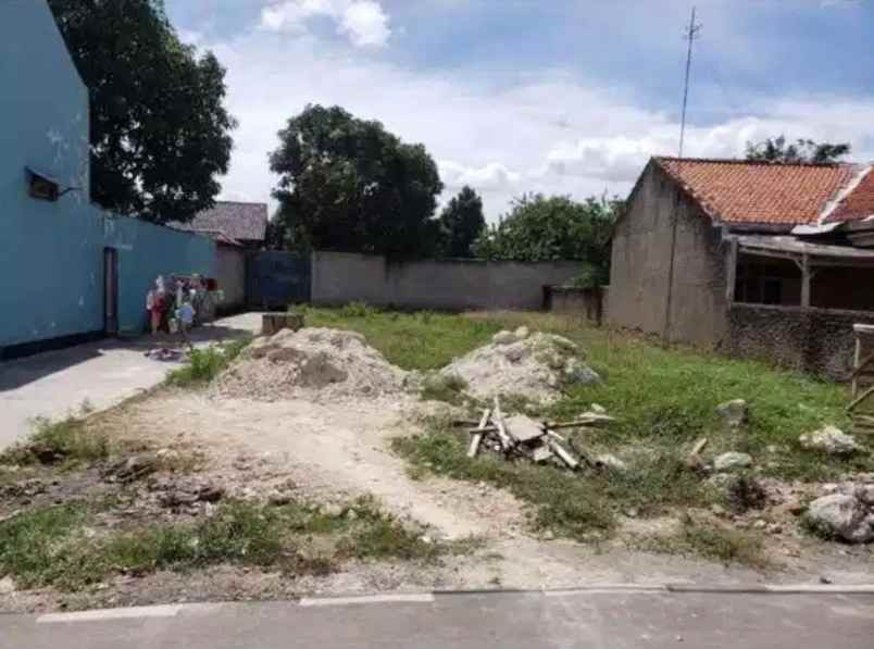 tanah murah hook di angsoka kasemen dekat jalan raya