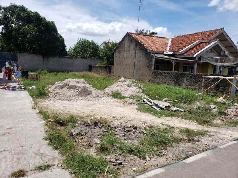 tanah murah hook di angsoka kasemen dekat jalan raya