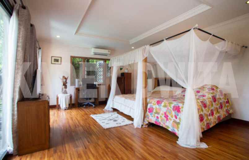 villa jalan tegal sari