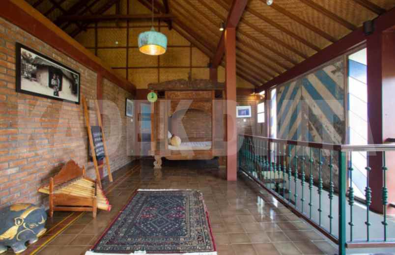 villa jalan tegal sari