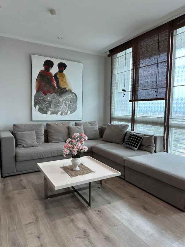 vue ciputra world lantai 32 siap huni full furnish