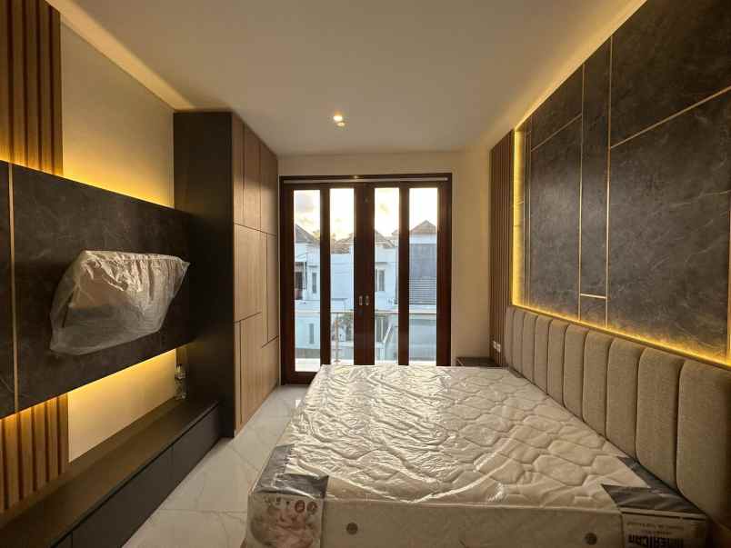 brand new villa dekat pantai melasti bali