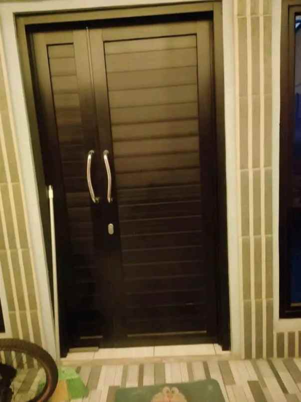 bu rumah plus warung di tipar mekarsari dekat jakarta