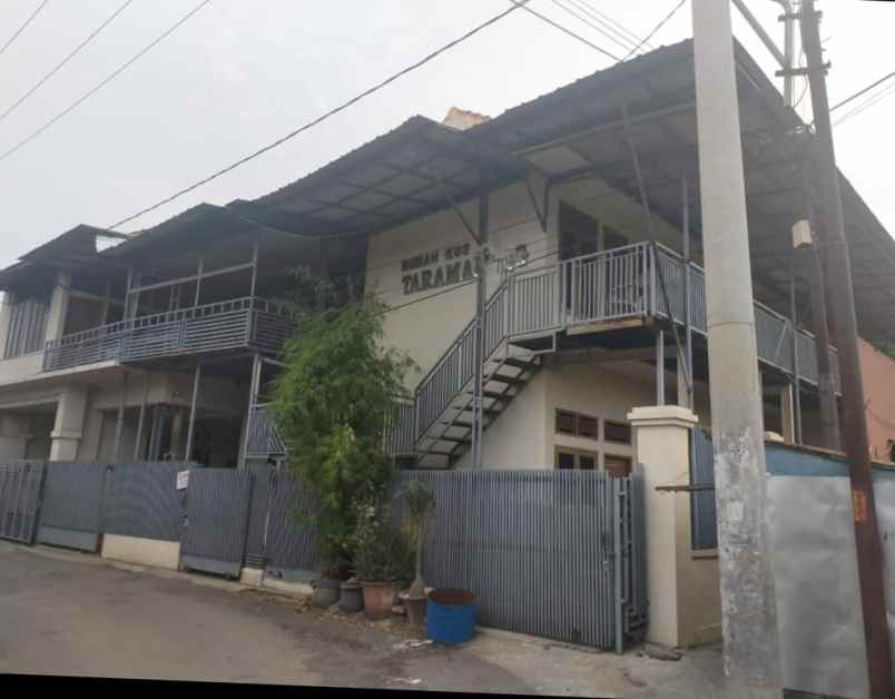 d jual kost setrategis