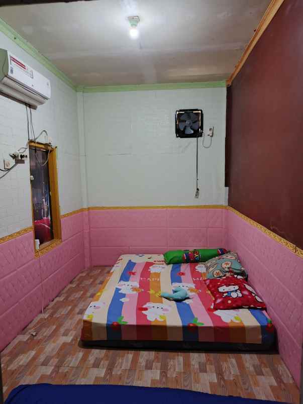 di sewain rumah pertahun di harapan indah bekasi j0013