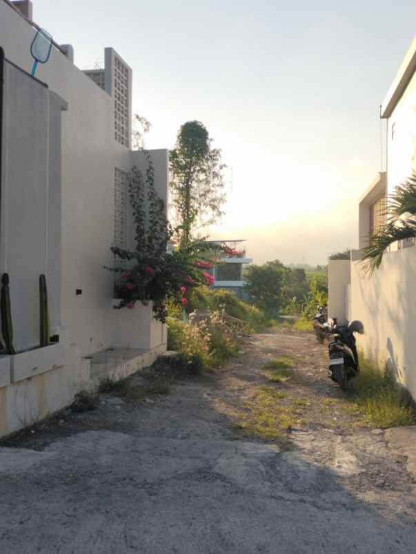 dijual 2 are jl gandamayu pemaron munggu mengwi badung