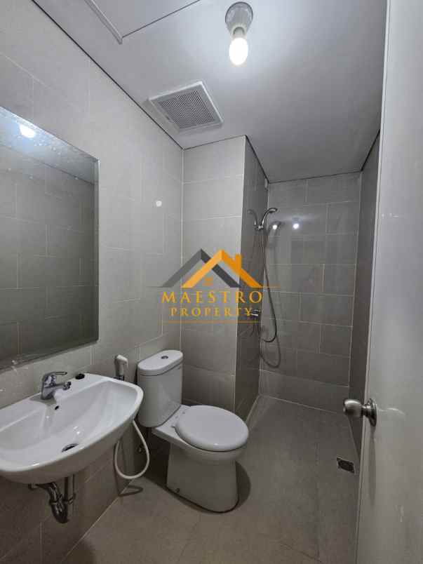 dijual apartemen apartemen podomoro city