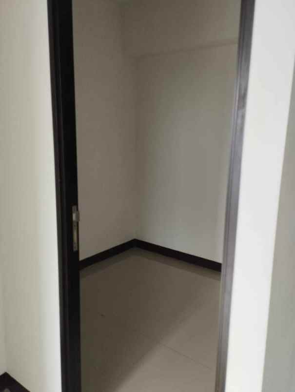 dijual apartemen apartemen sentra timur cakung