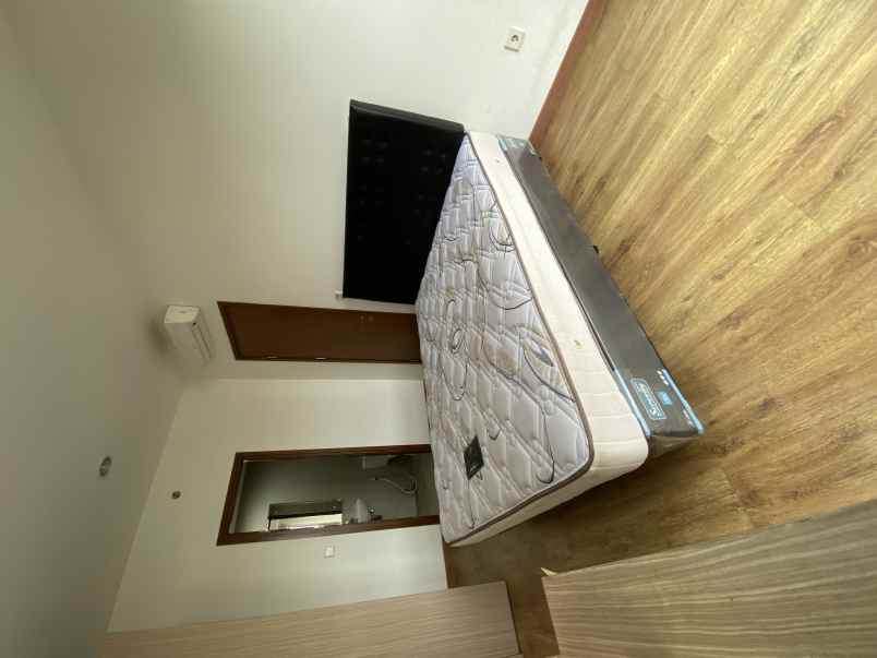 dijual apartemen jl gading serpong boulevard