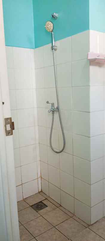 dijual apartemen jl raya kebagusan