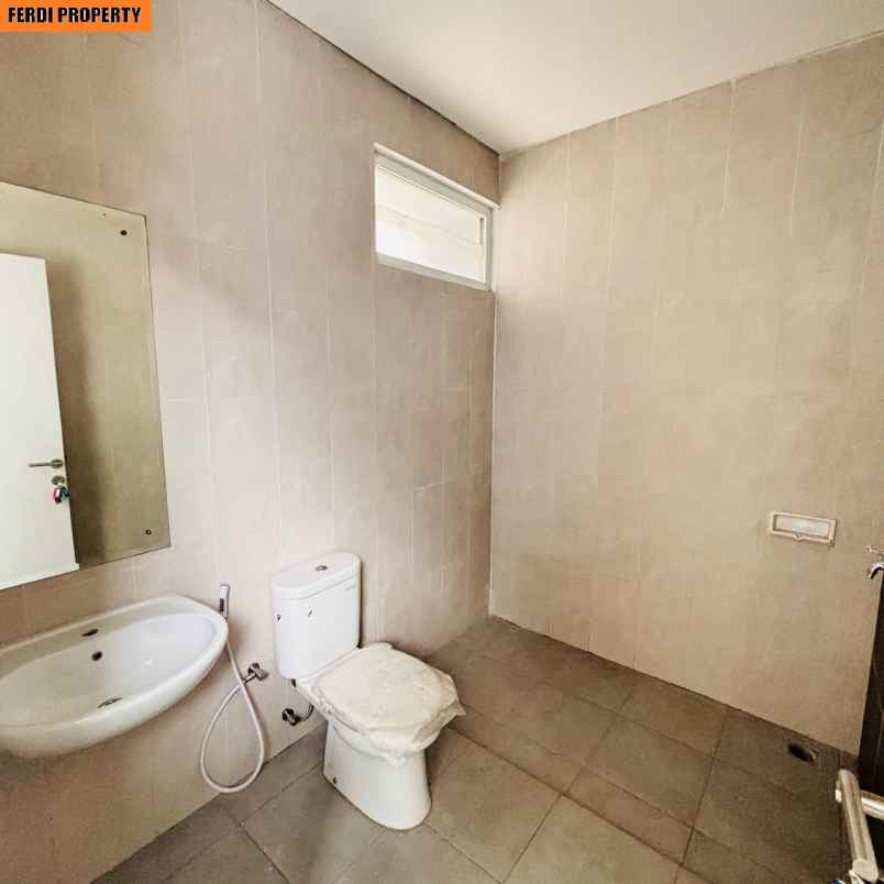 dijual cepat rumah view danau citra gran cibubur