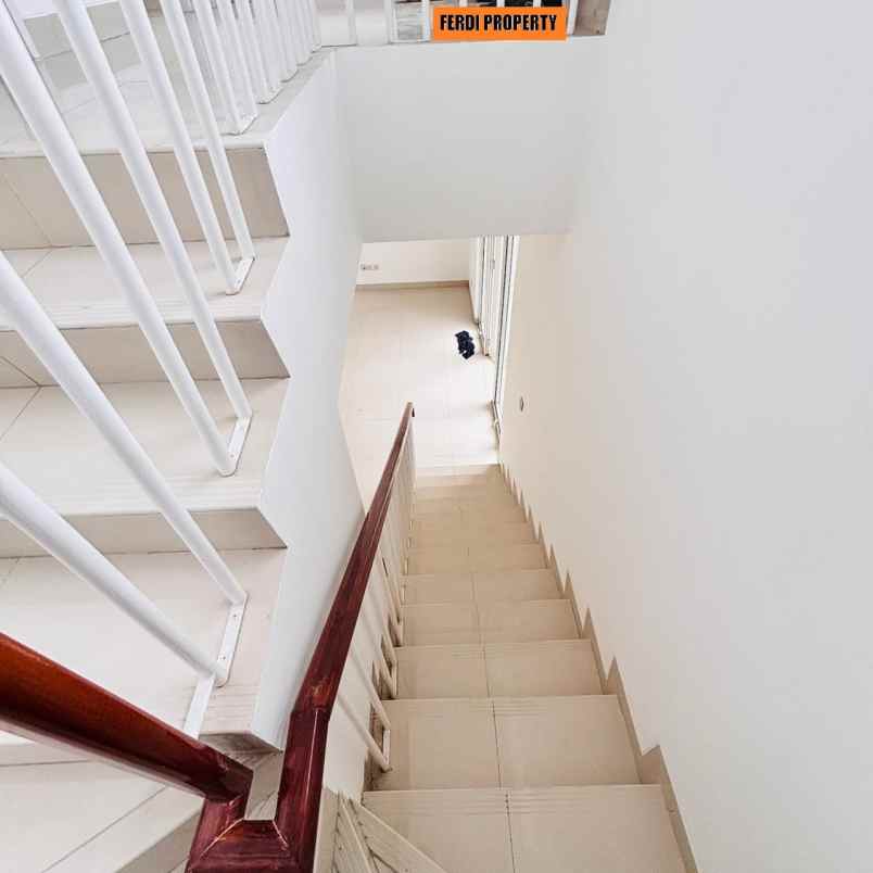 dijual cepat rumah view danau citra gran cibubur