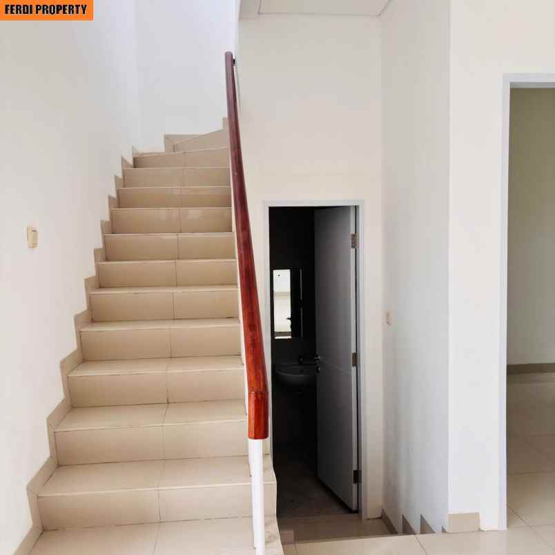 dijual cepat rumah view danau citra gran cibubur