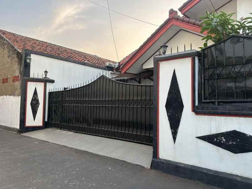 dijual edisi bu pangkalan jati cinere fast nego