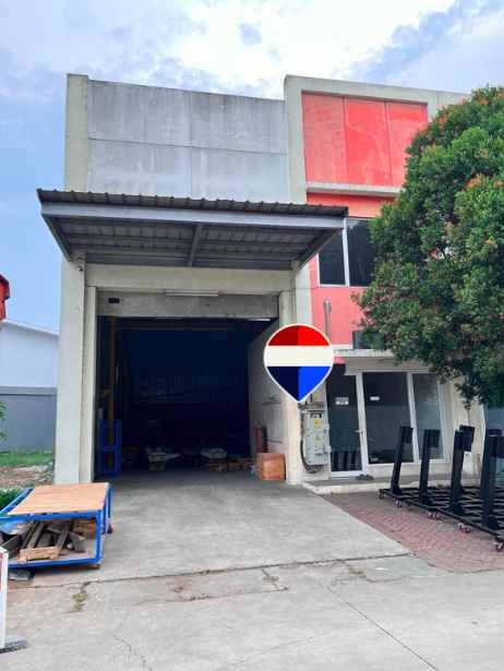 dijual gudang kawasan bisnis center karawang barat