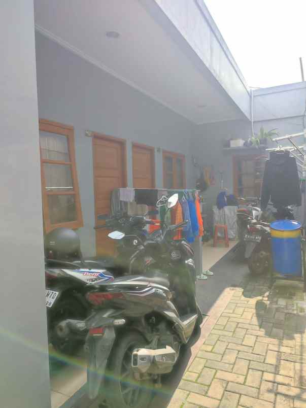 dijual kost jl benda barat