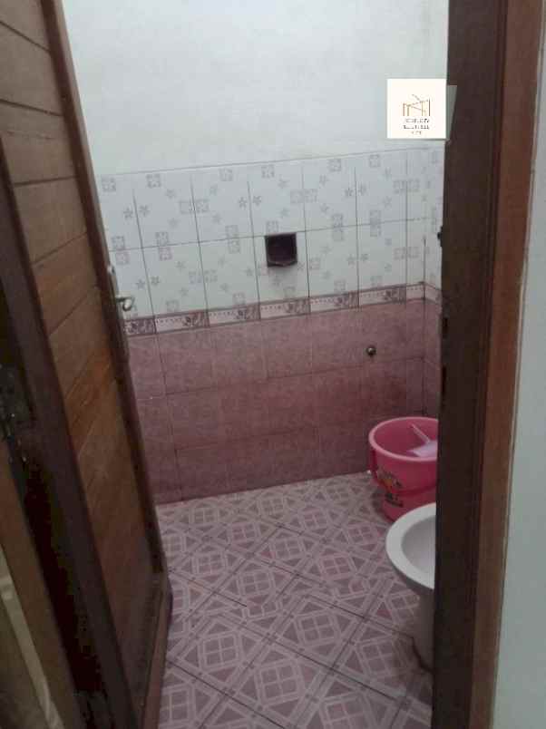 dijual kost jl buah batu dekat griya